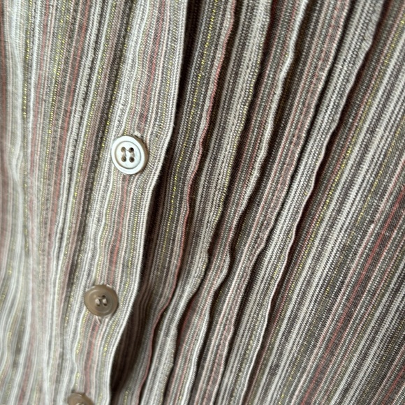 Lane Bryant Womans Button Up Shirt Tucks On Each Side Of Front Size 26/28 - Picture 6 of 14